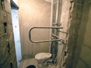 Объединение ванной и туалета